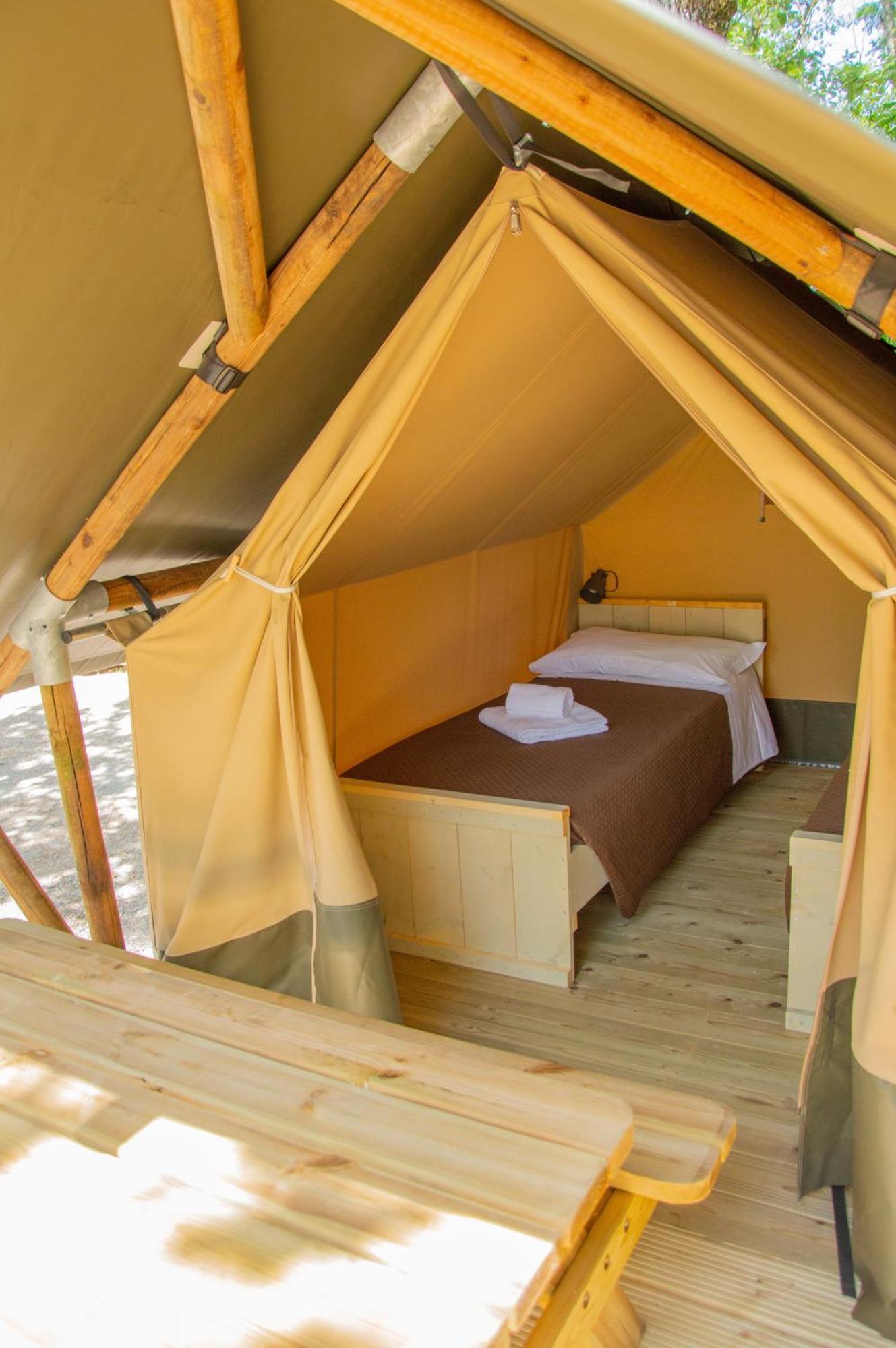 Luxor Chianti Glamping Village カステッリーナ・イン・キアンティ シエナ エクステリア 写真