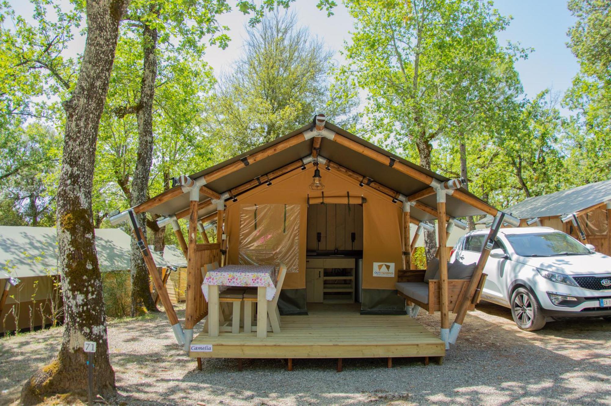 Luxor Chianti Glamping Village カステッリーナ・イン・キアンティ シエナ エクステリア 写真